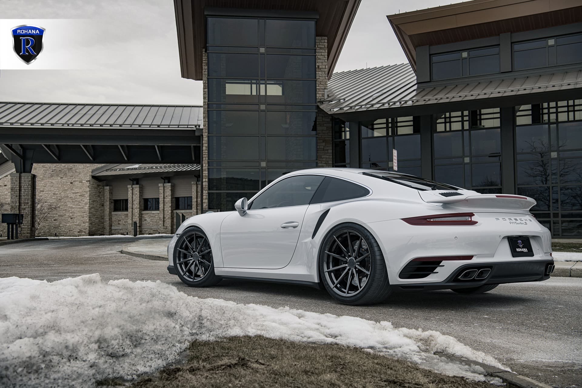 Rohana RFX1 Matte Black Porsche 911