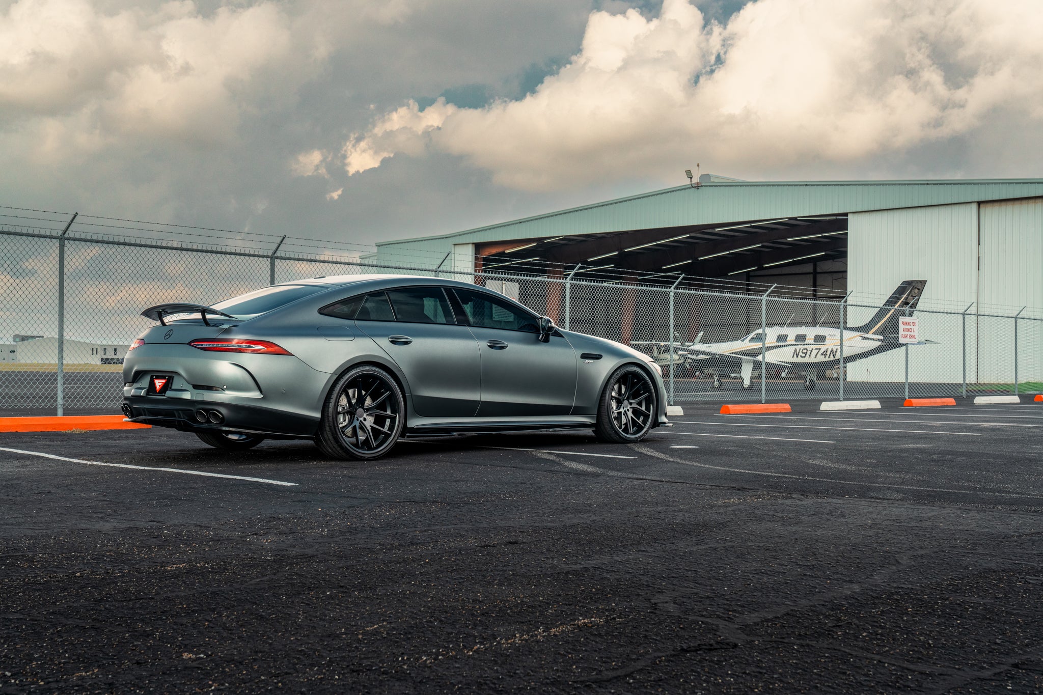 Ferrada FR2 Matte Black w/ Gloss Black Lip