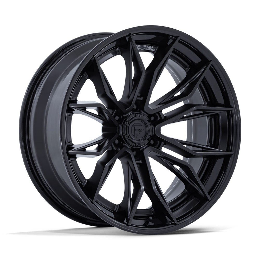 Fuel Off-Road Mutiny Matte Black w/ Gloss Black Lip wheel