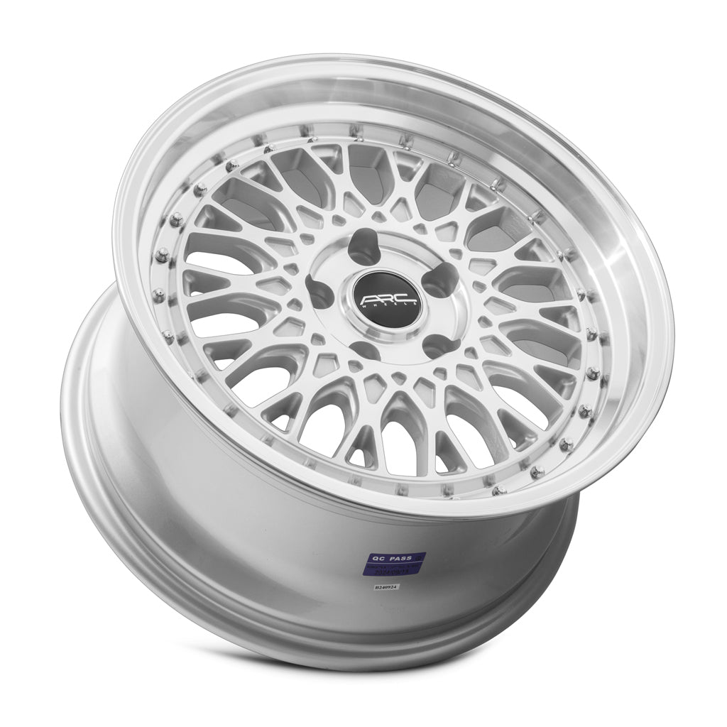 Vors AR1 Silver Machined Face wheel — lip and spoke detail