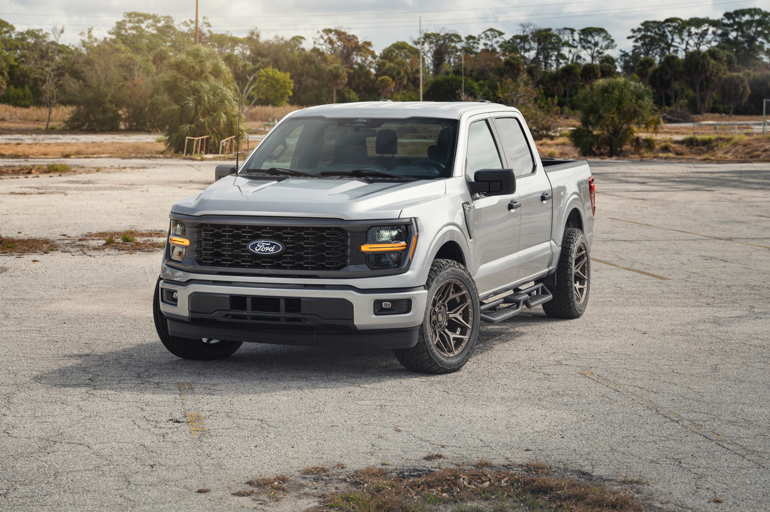 Ford F 150 with 4Play 4P06 wheels in Satin Bronze