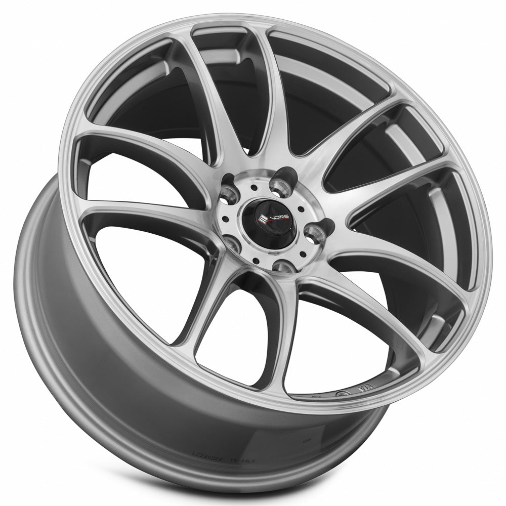 Vors TR4 Silver Machined Face wheel — lip and spoke detail