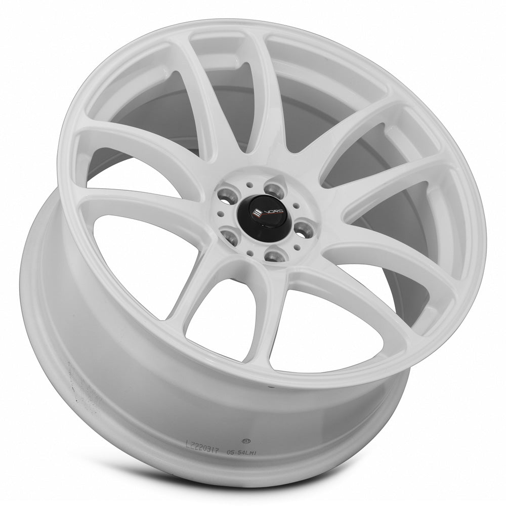 Vors TR4 White wheel — lip and spoke detail