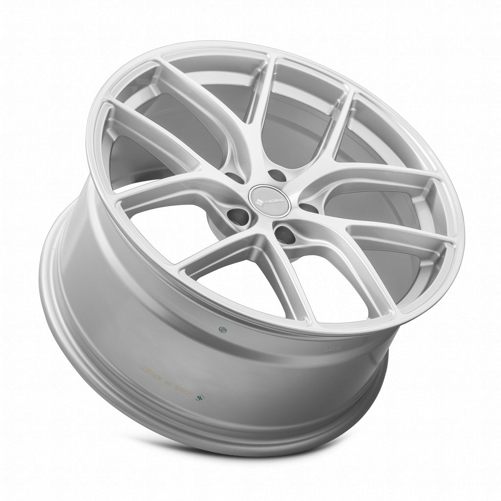 Vors TR88 Silver Machined Face wheel — lip and spoke detail
