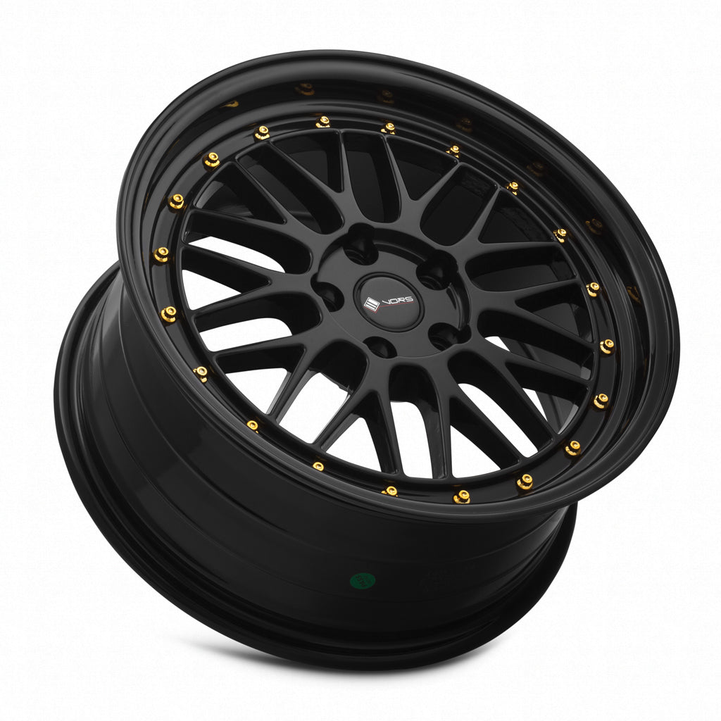 Vors VR8 Gloss Black wheel — lip and spoke detail