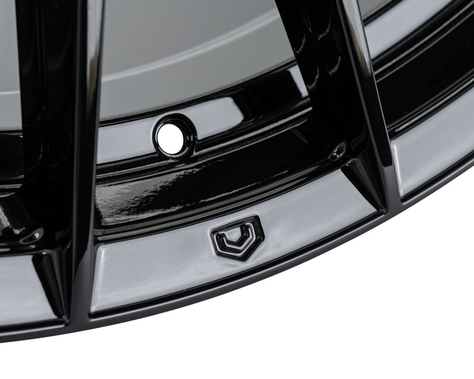 Vossen HFX-4 Gloss Black wheel - view 3