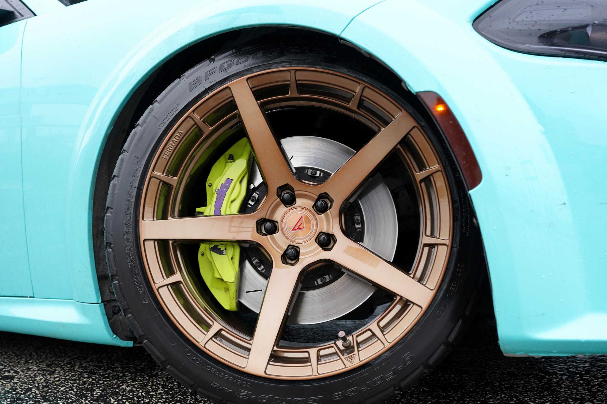 Ferrada XTF5 Brushed Cobre on a Dodge Charger Widebody