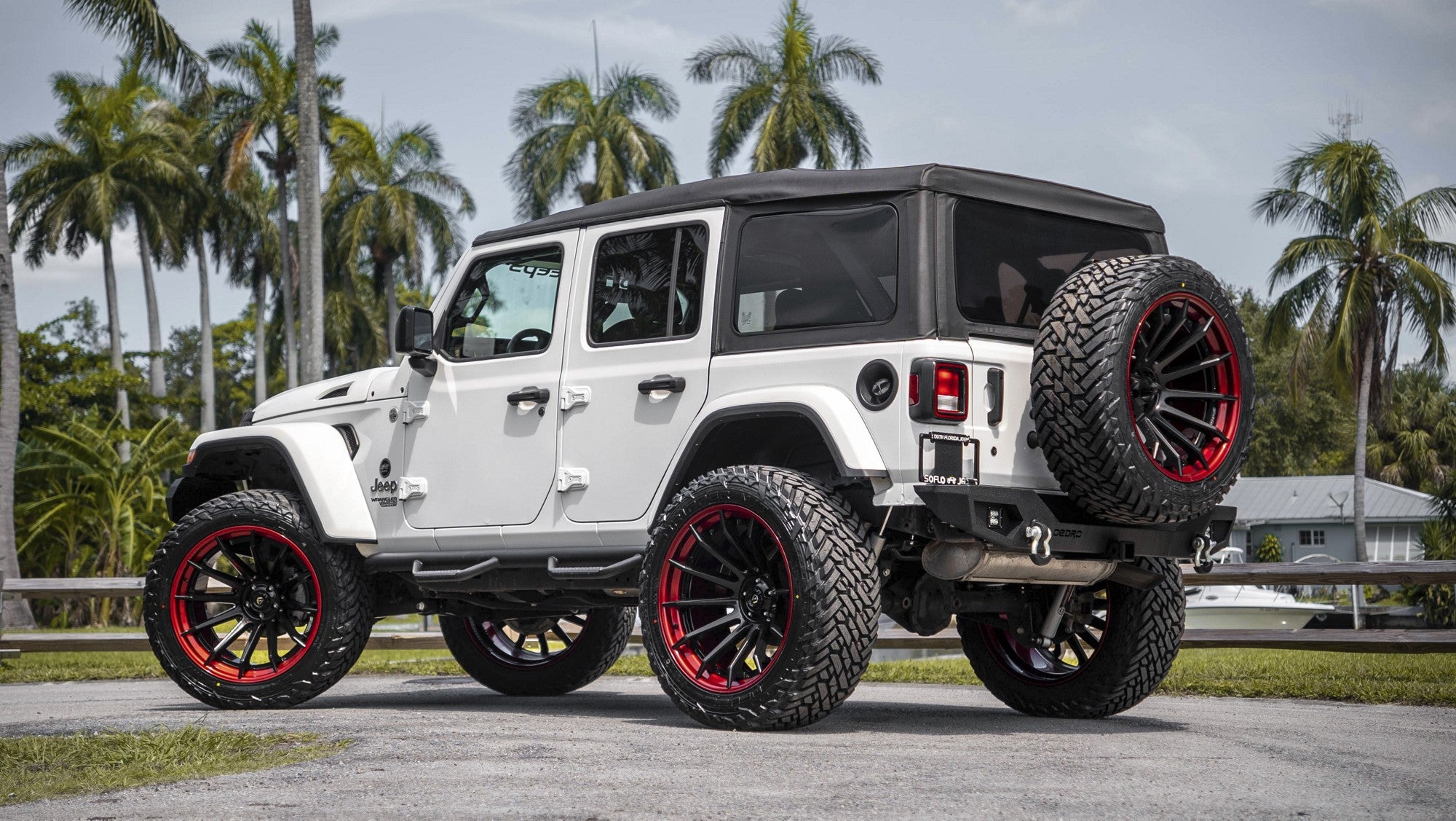 2019 Jeep Wrangler with Fuel Off-Road Burn wheels in Matte Black w/ Candy Red Lip