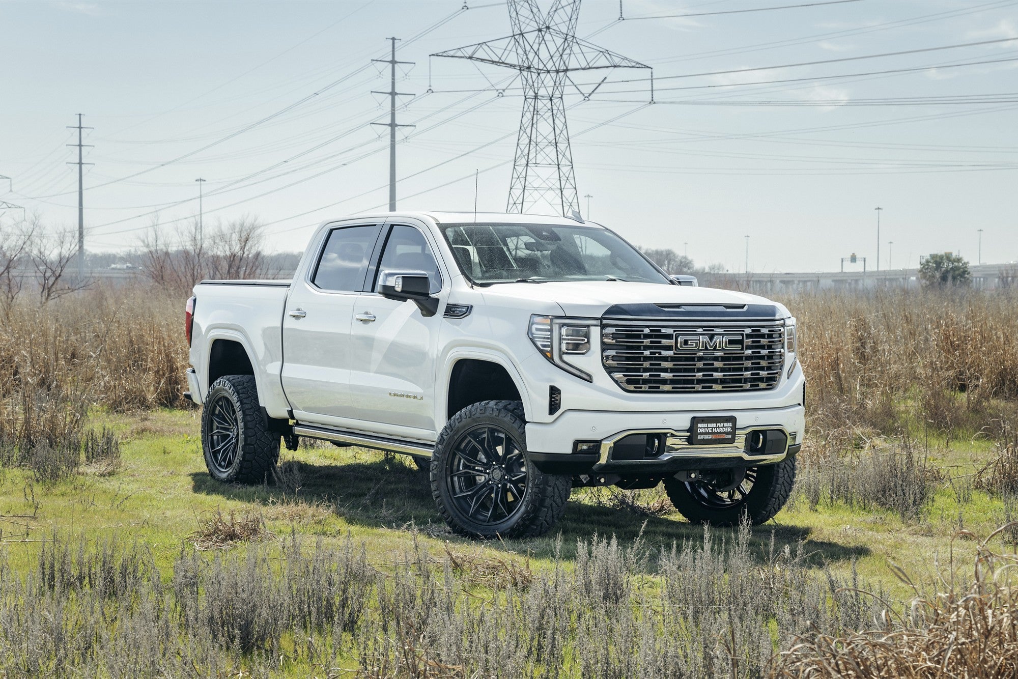 2024 GMC Sierra with Fuel Off-Road Mutiny wheels in Matte Black w/ Gloss Black Lip