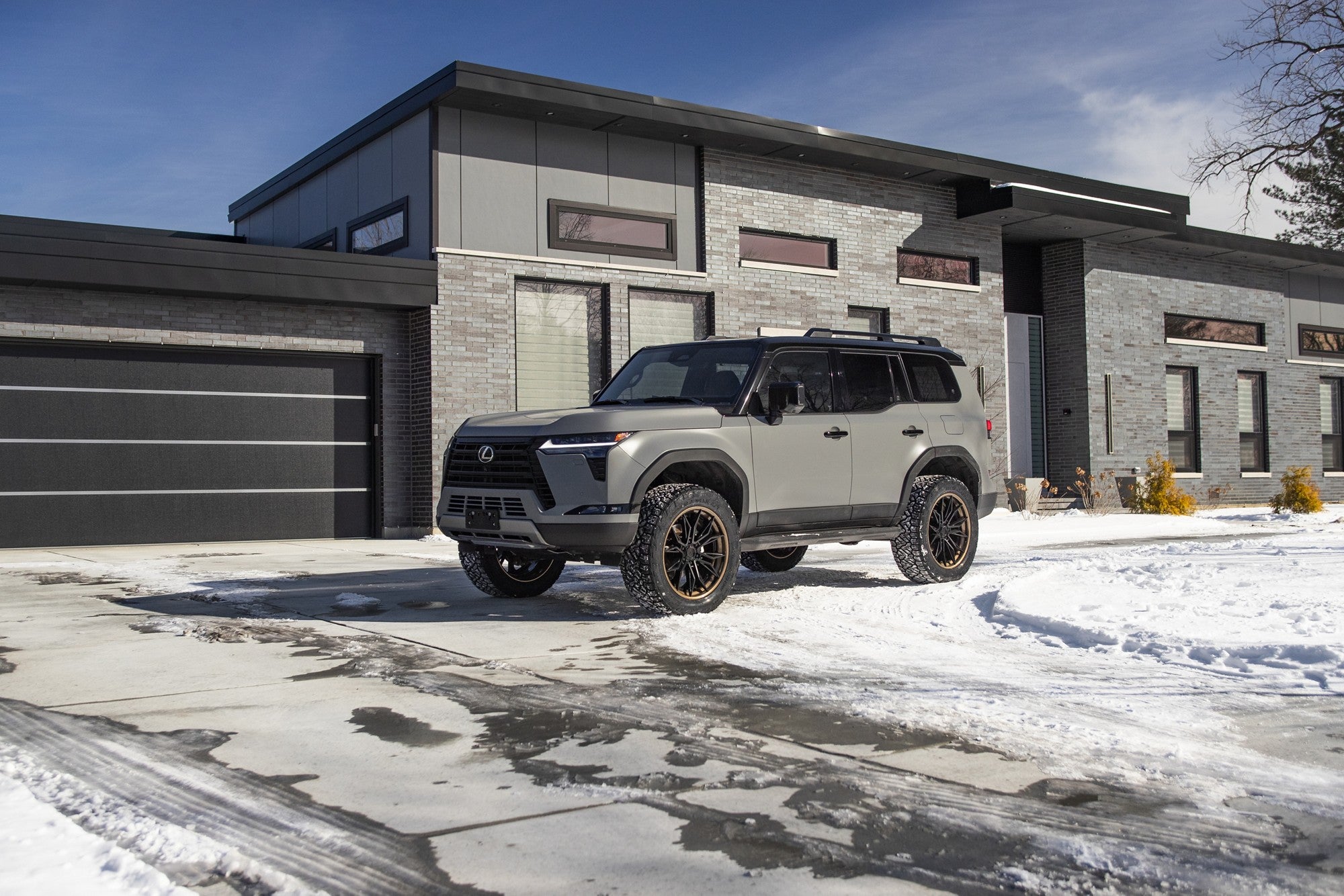 2025 Lexus Gx550 with Fuel Off-Road Mutiny wheels in Matte Black w/ Gloss Bronze Lip