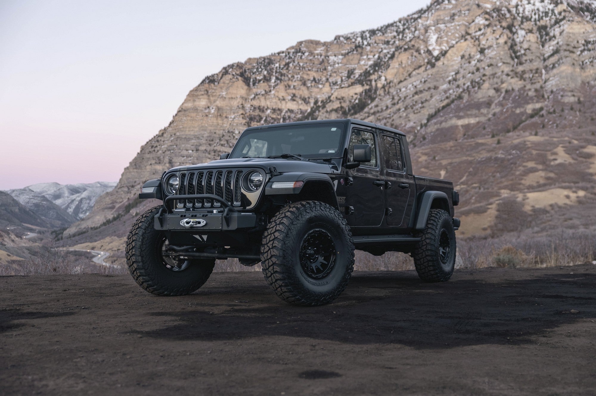 2024 Jeep Gladiator with Fuel Off-Road Fortress wheels in Matte Black w/ Gloss Black Lip
