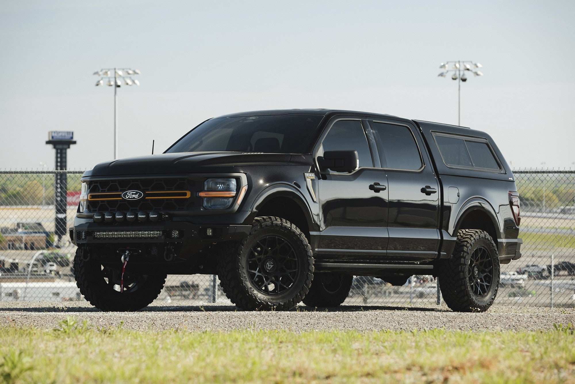 2023 Ford F150 with Fuel Off-Road Heist wheels in Gloss Black