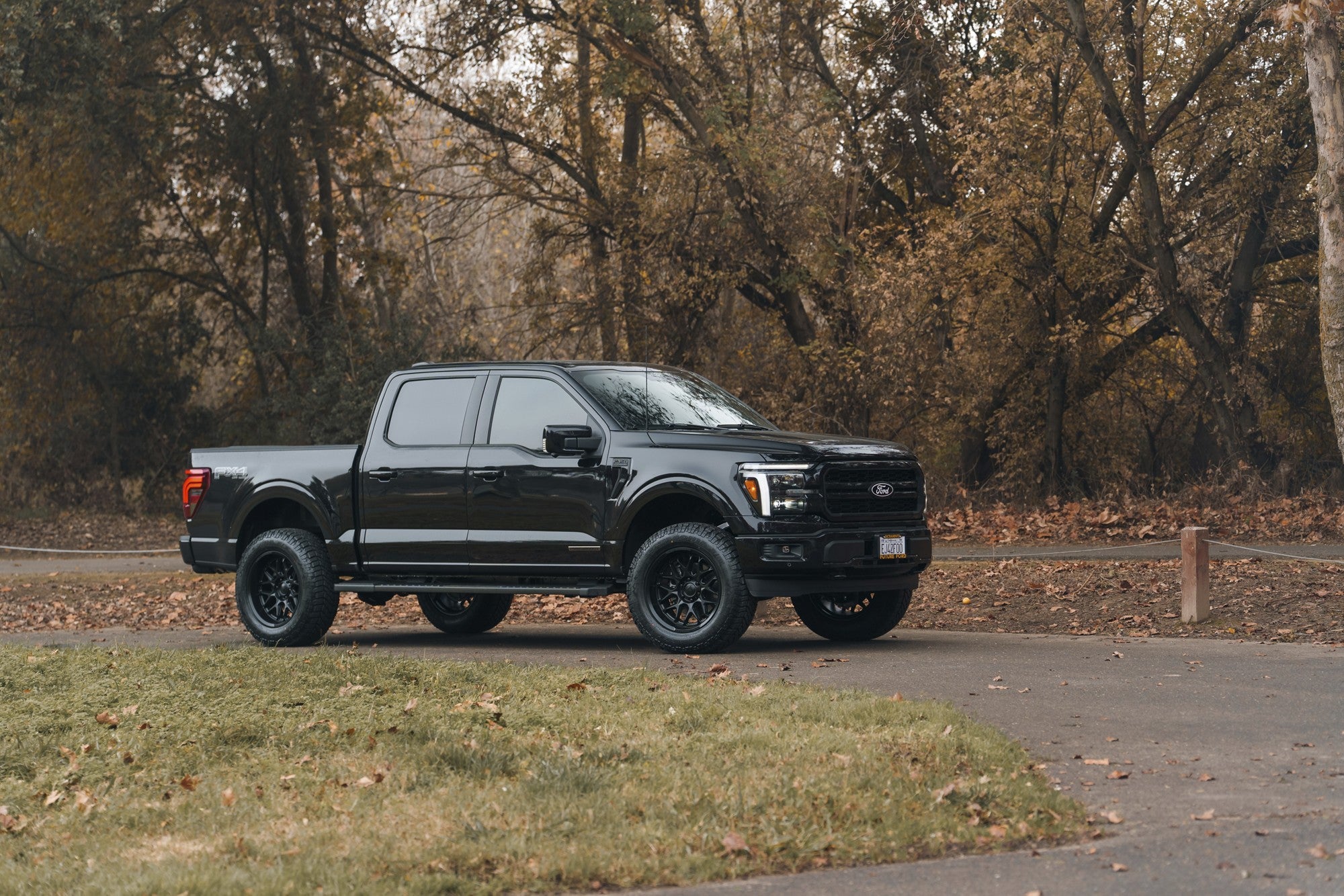 2024 Ford F150 Lariat with Fuel Off-Road Lynx wheels in Blackout