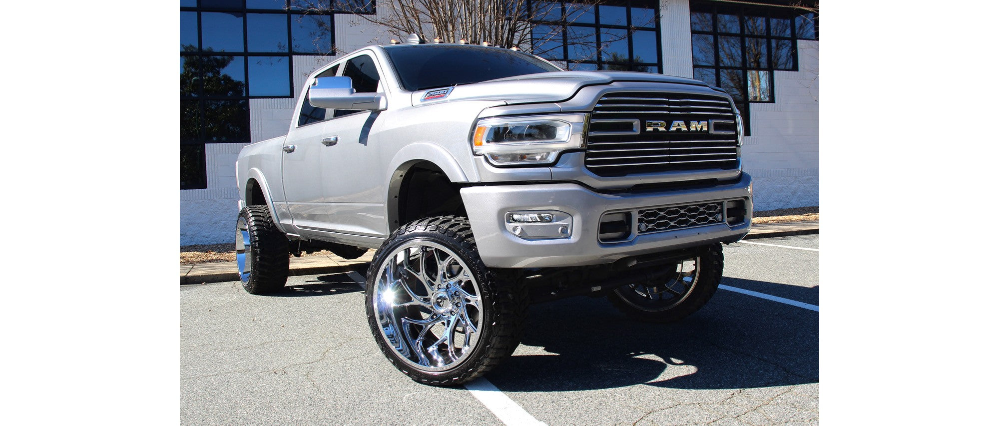 2020 Ram 2500 with Fuel Off-Road Runner wheels in Chrome