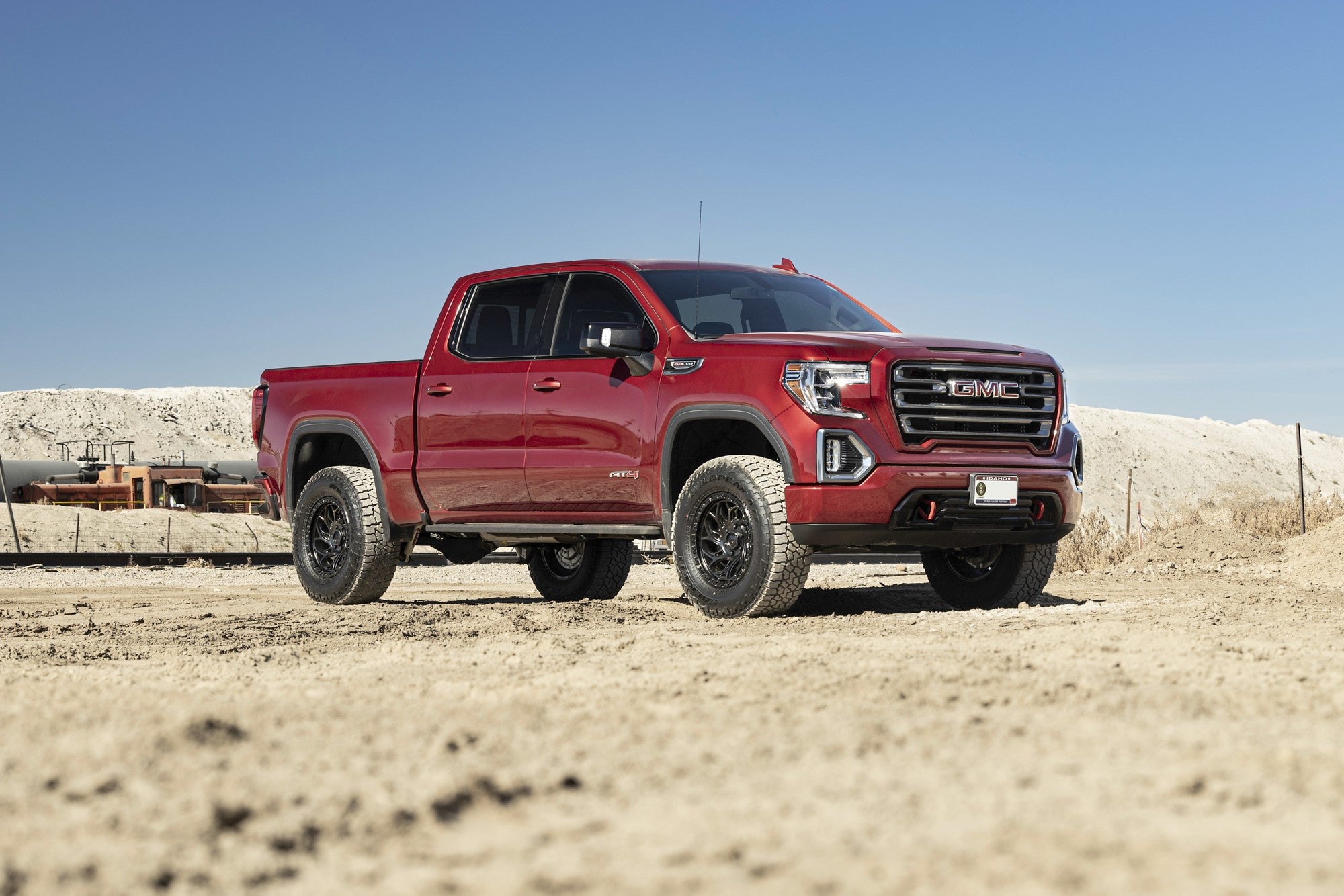 2022 GMC Sierra with Fuel Off-Road Runner or wheels in Blackout