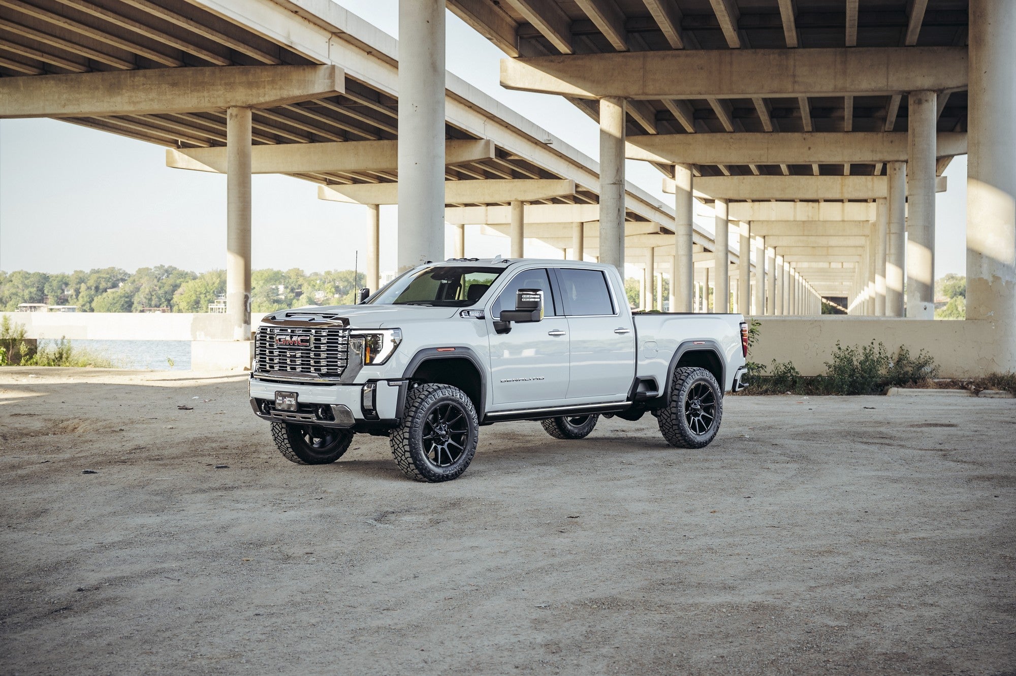 2024 GMC Sierra Denali with Fuel Off-Road Super c wheels in Matte Black