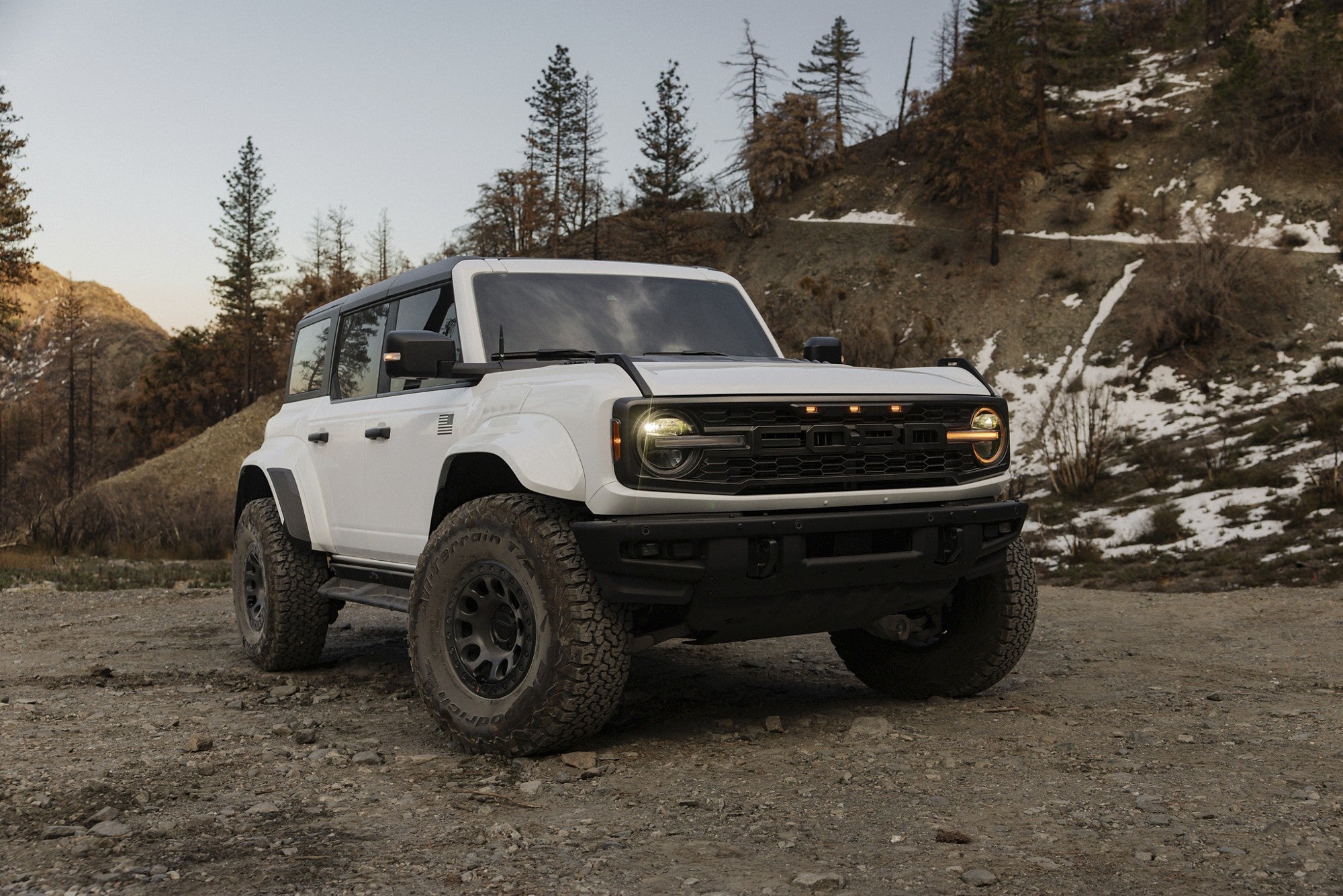 2024 Ford Bronco with KMC E25 Beadlock wheels in Blackout