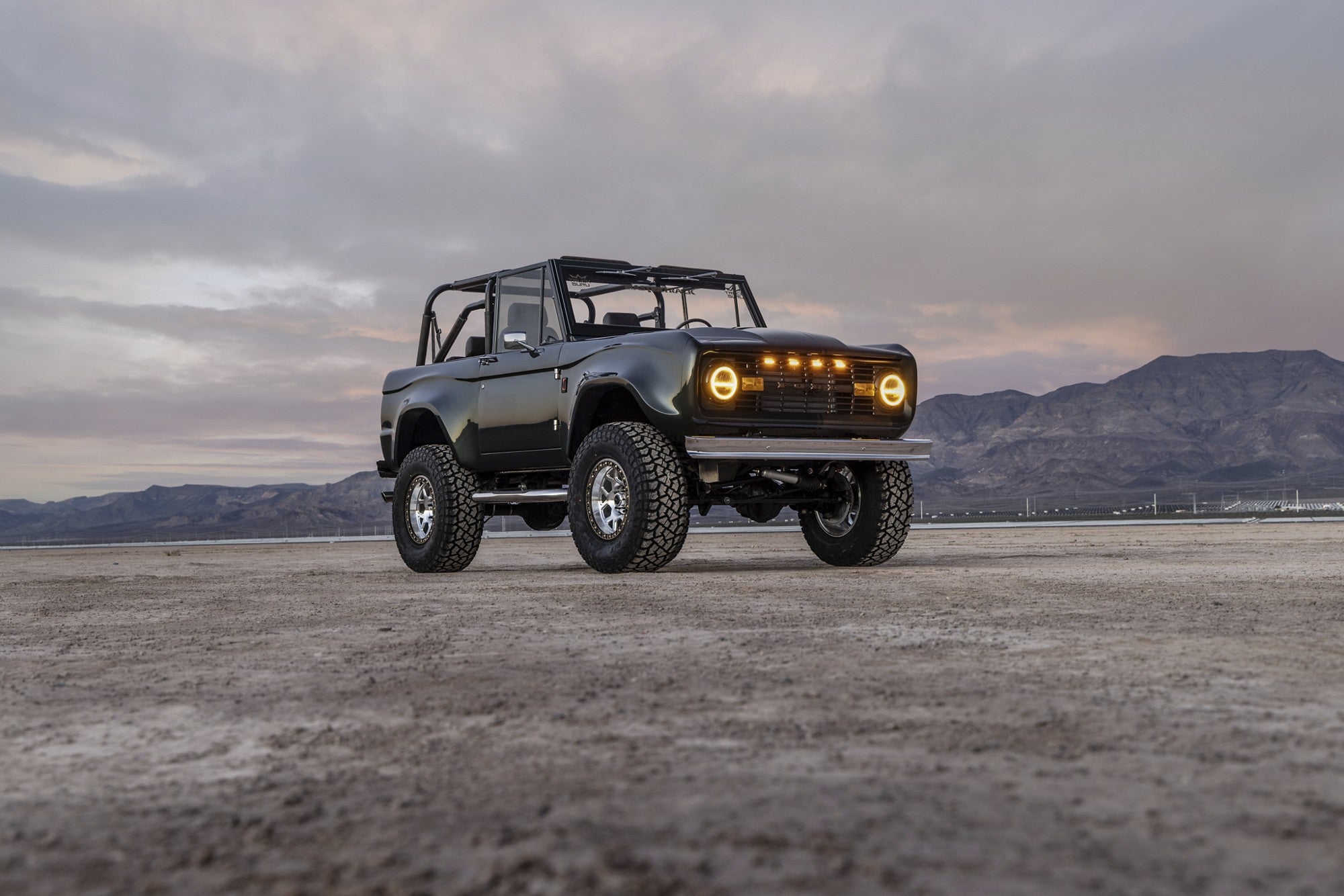 1975 Ford Bronco with KMC Mesa Forged Beadlock wheels in Raw Machined