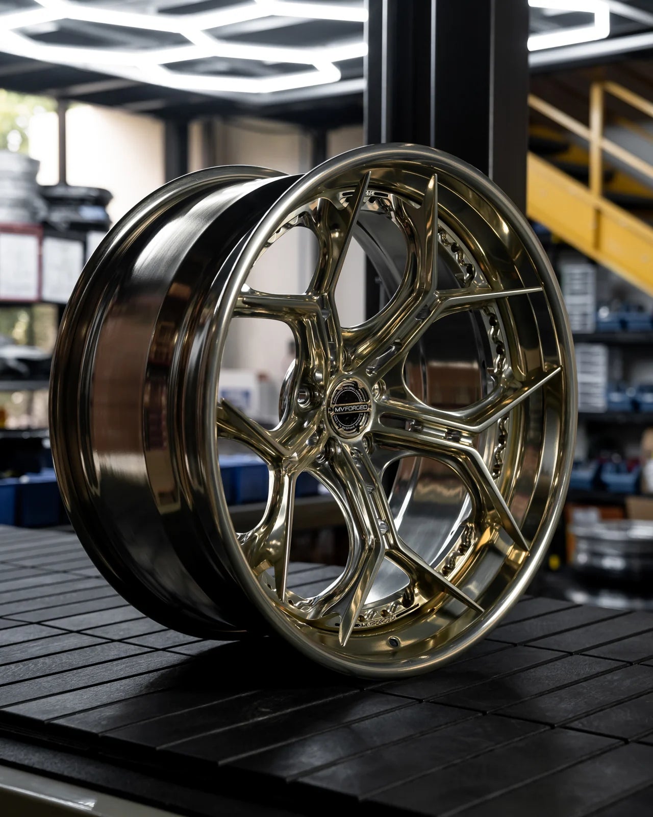 MV Forged SL-171 Spoke-Lite forged wheel, 3-piece in a gold finish