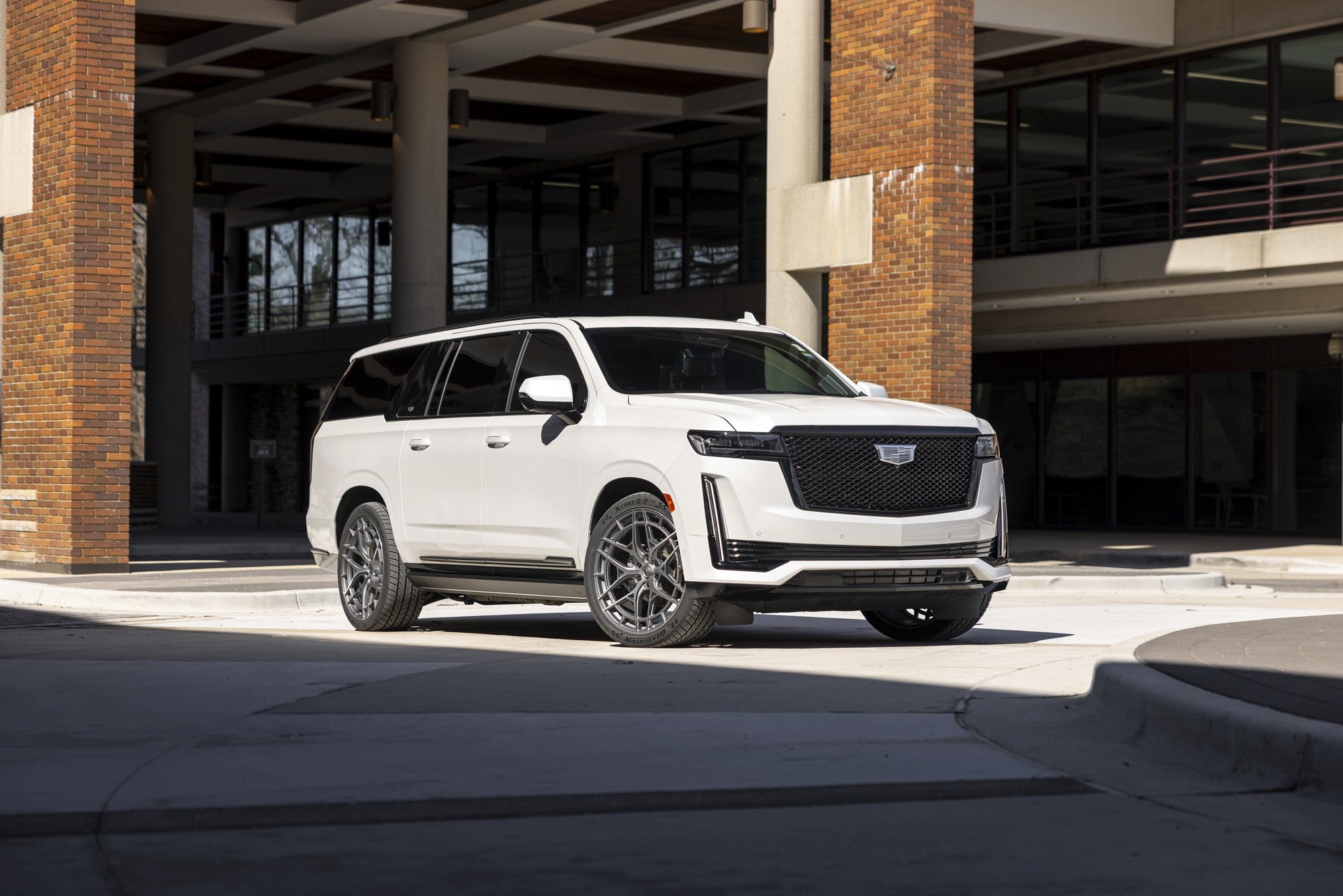 2024 Cadillac Escalade with Niche Adria wheels in Platinum w/ Brushed Face