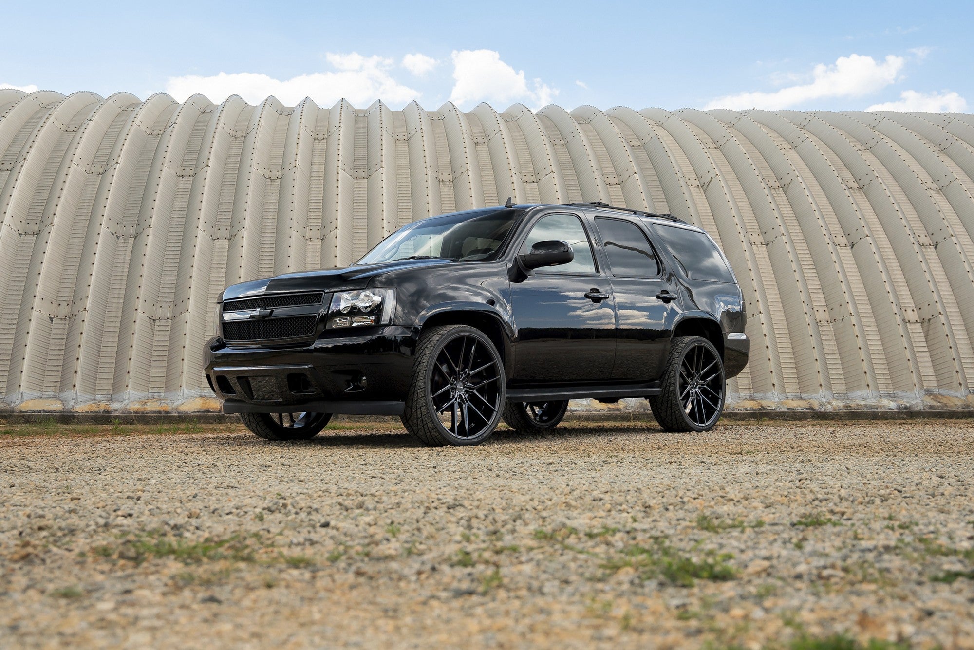 2013 Chevrolet Tahoe with Niche Prodigy 6 wheels in Gloss Black