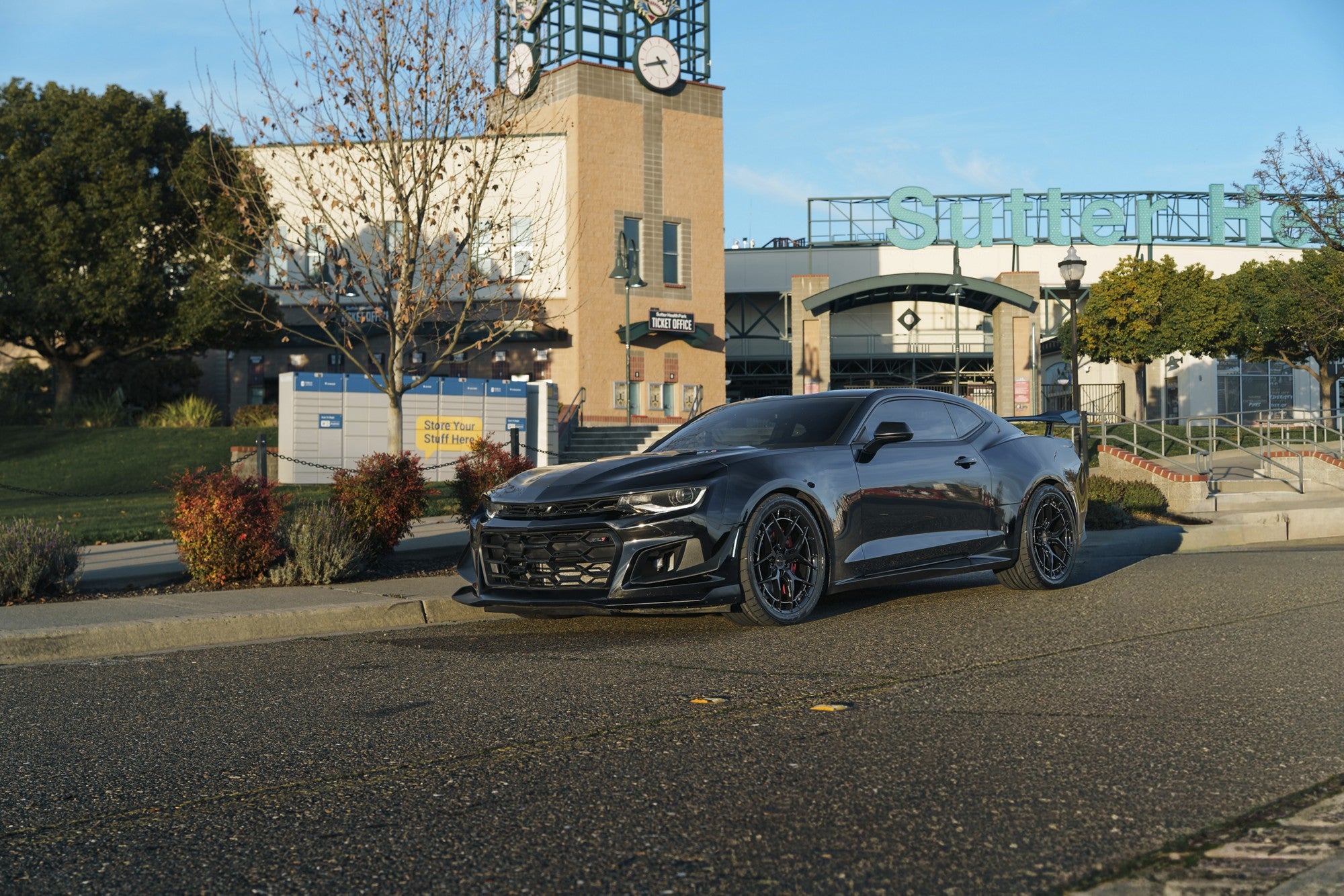 2024 Chevrolet Camaro with Niche Riviera wheels in Gloss Black