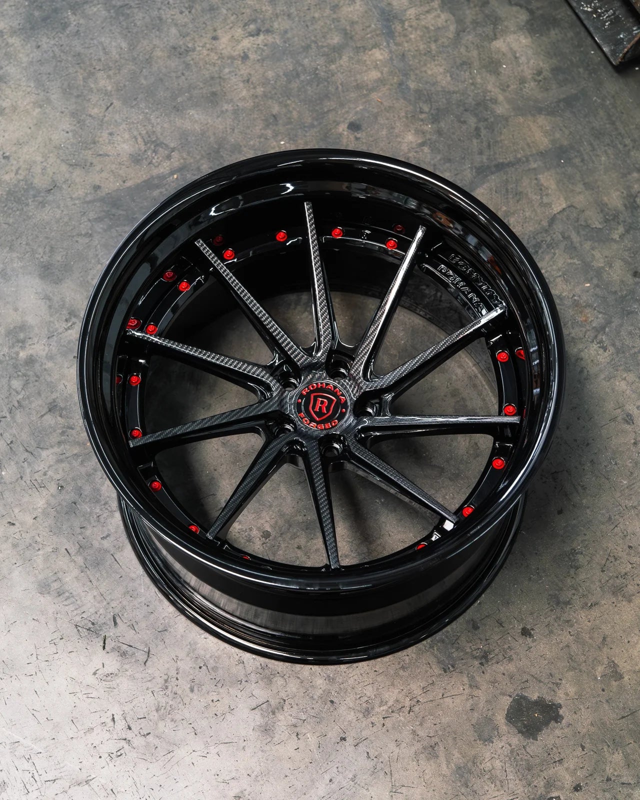 Rohana RFG1 forged wheel with a carbon fiber face and gloss black lip