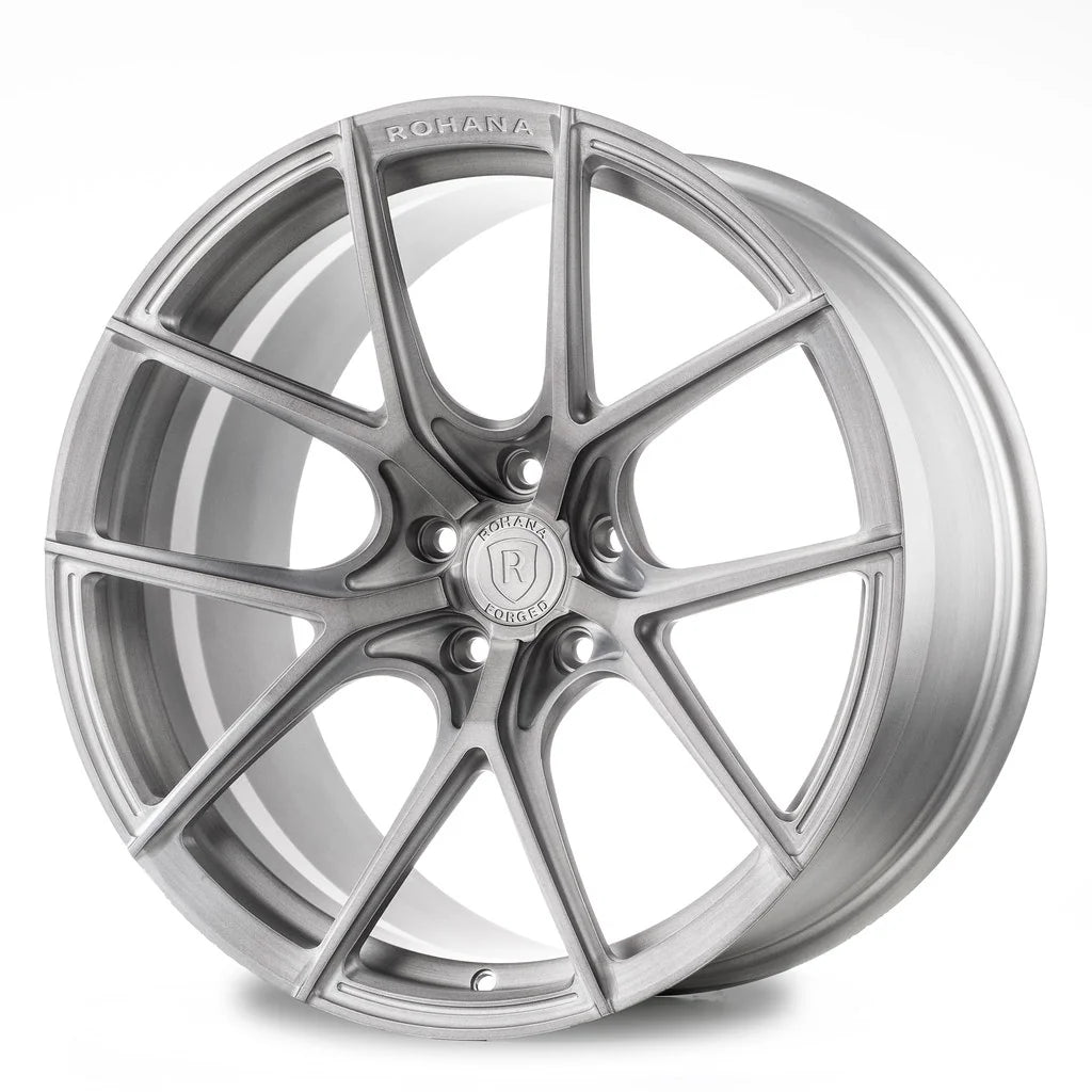 Rohana RFG15 forged wheel in brushed aluminum, angled view