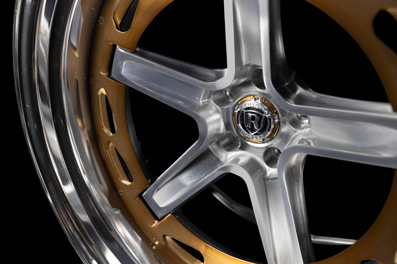 Rohana RFG45 forged wheel in brushed aluminum, spoke and vented ring detail