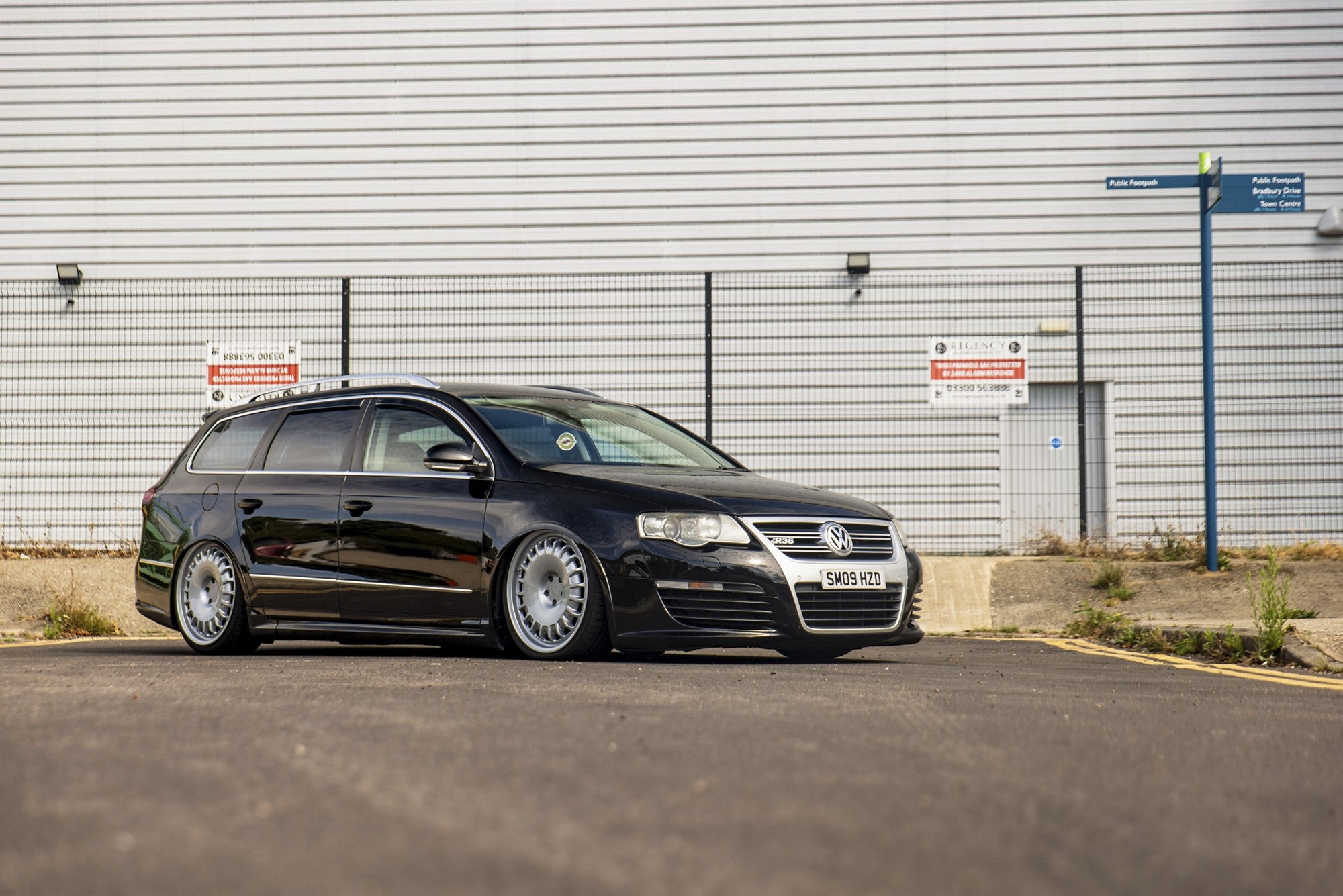 2008 Audi A4 Avant with Rotiform PMF wheels in Gloss Silver