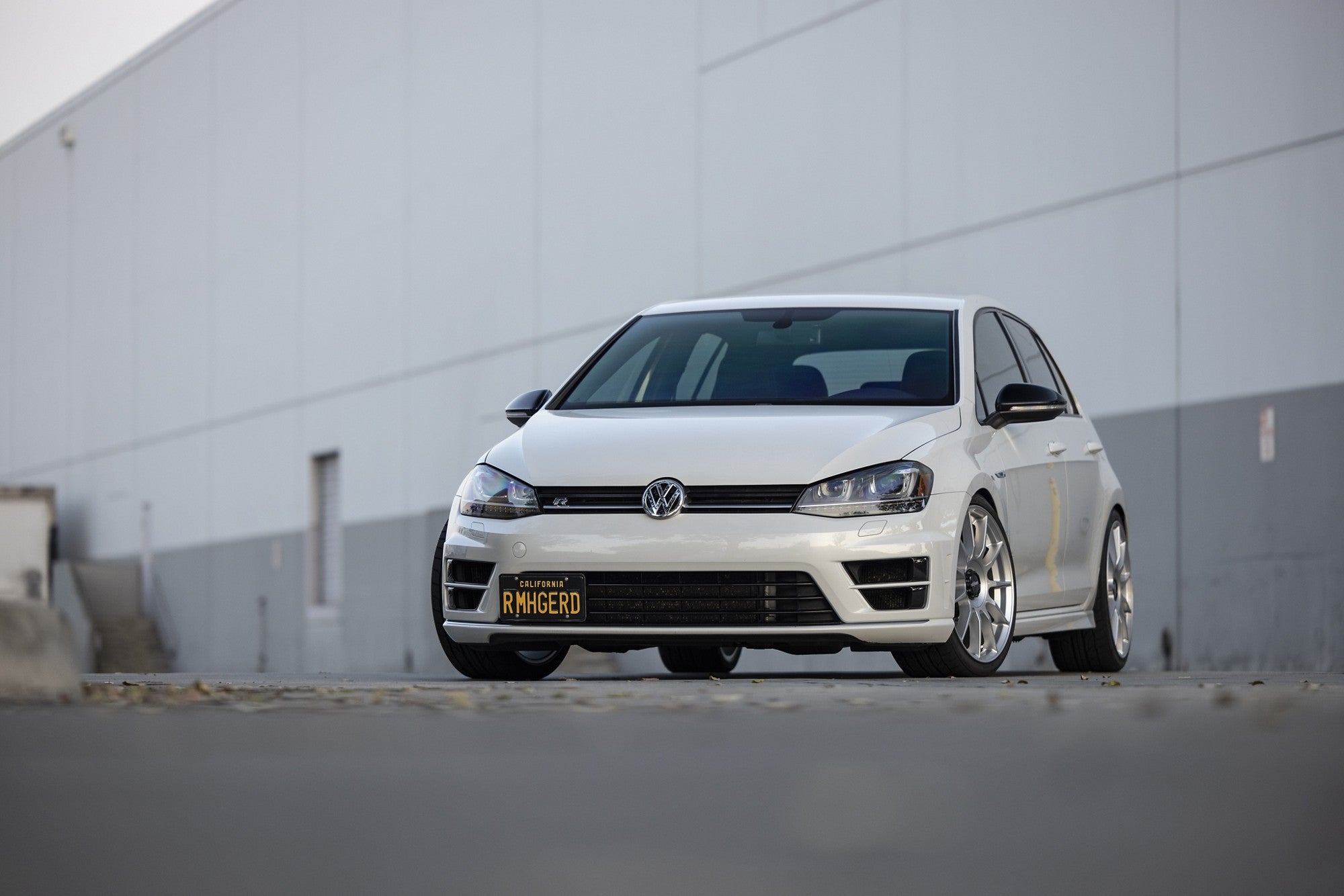 2017 VW Golf R with Rotiform DTM wheels in Silver