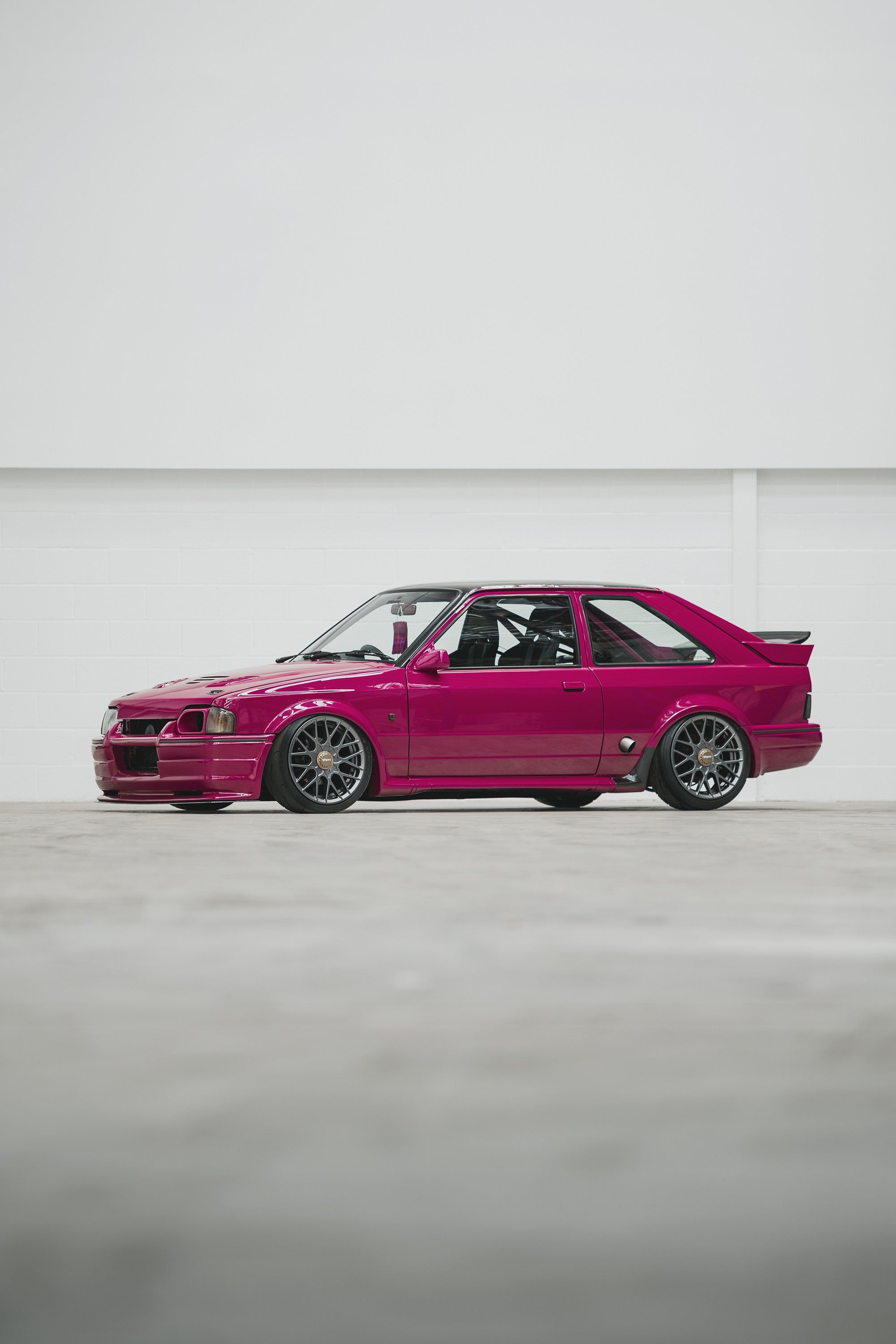 1990 Ford Escort with Rotiform RSE wheels in Matte Anthracite