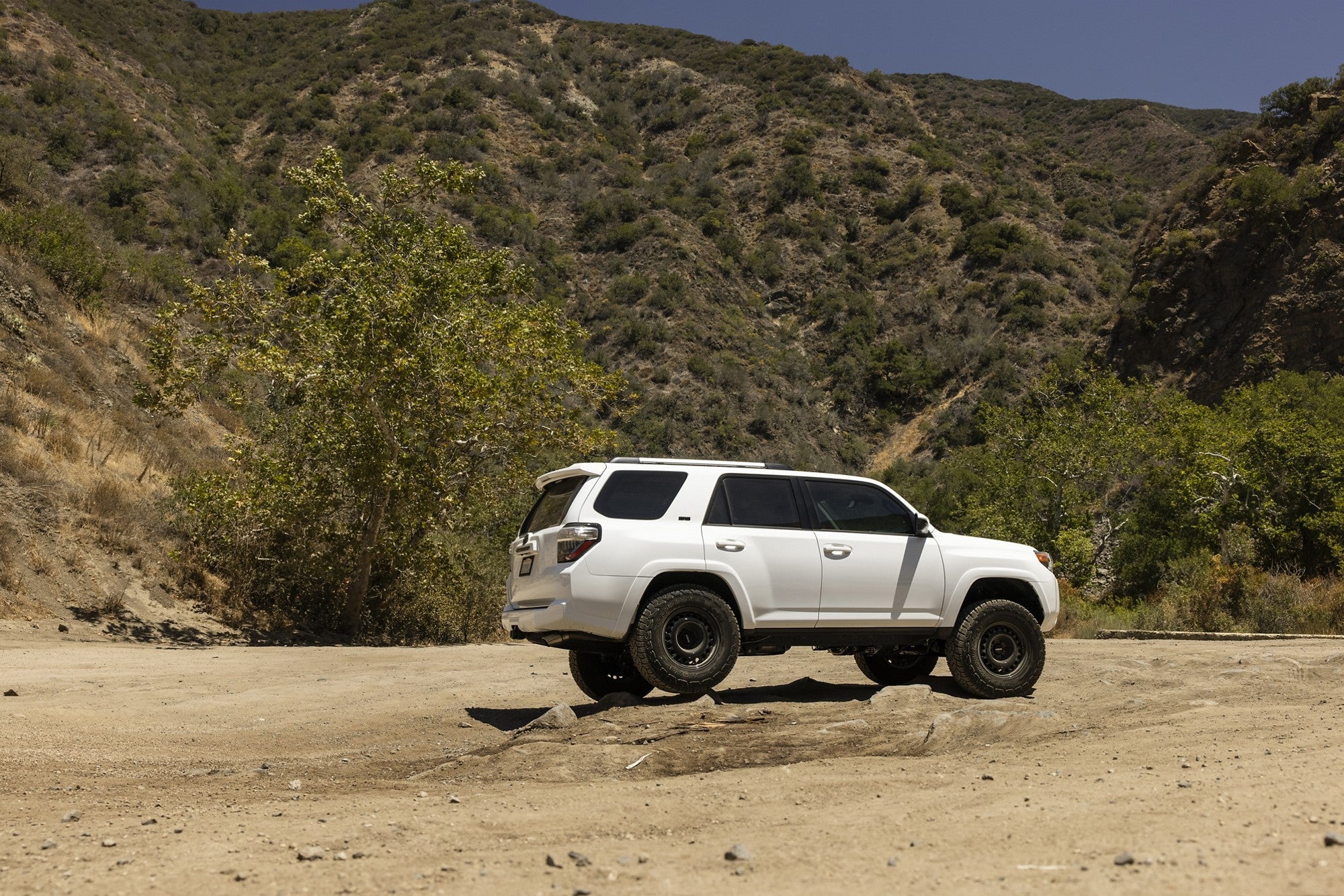 2018 Toyota 4Runner with Rotiform STL wheels in Gloss Black