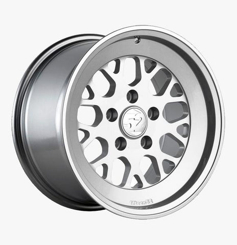 fifteen52 formula tr 16インチ希少廃盤モデル - 16インチ